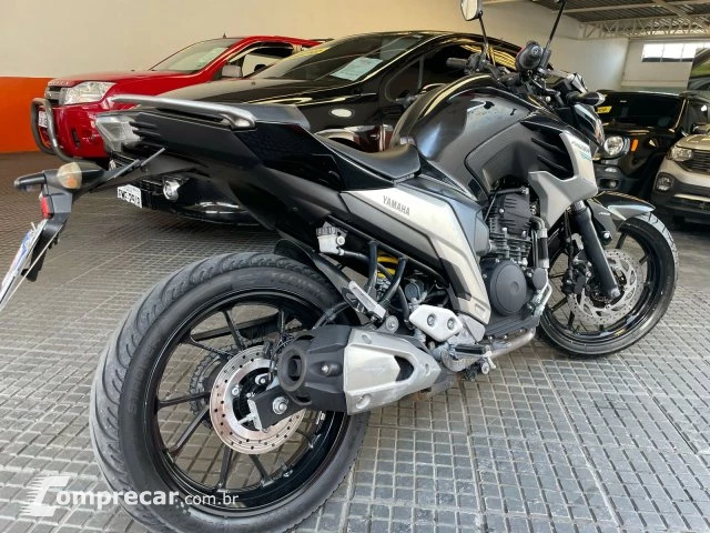 FZ25 FAZER ABS - Street