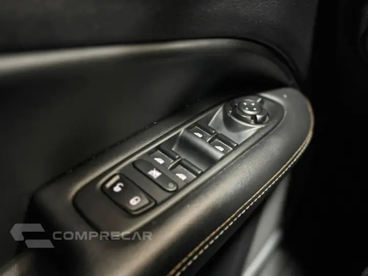 COMPASS 2.0 16V FLEX LONGITUDE AUTOMÁTICO