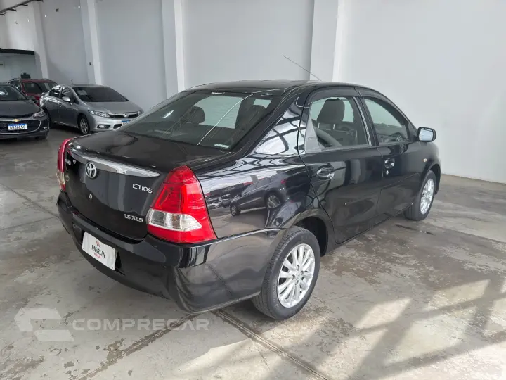 ETIOS 1.5 XLS Sedan 16V