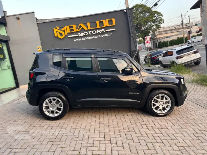 Renegade Sport 1.8 4x2 Flex 16V Aut.