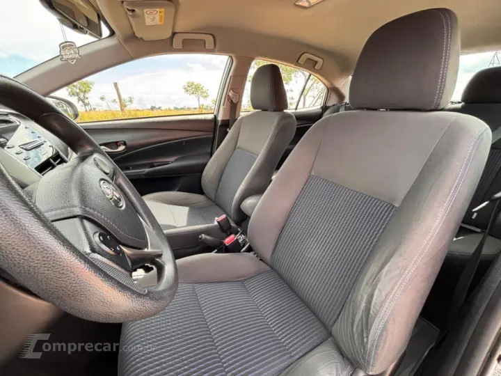 YARIS 1.5 16V FLEX SEDAN XL MULTIDRIVE