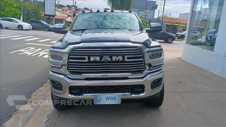 3500 6.7 I6 Turbo Laramie CD 4X4
