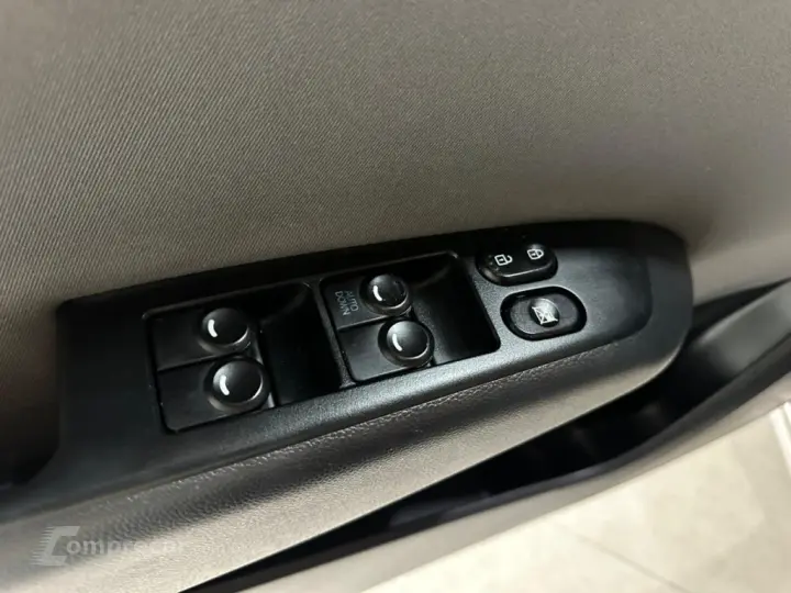 HB20S 1.0 COMFORT PLUS 12V TURBO FLEX 4P MANUAL