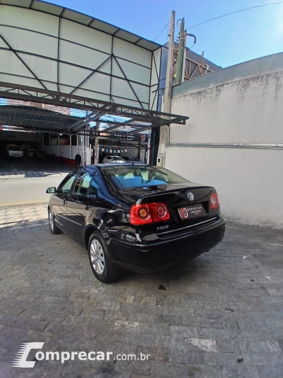 POLO SEDAN 1.6 MI Comfortline 8V