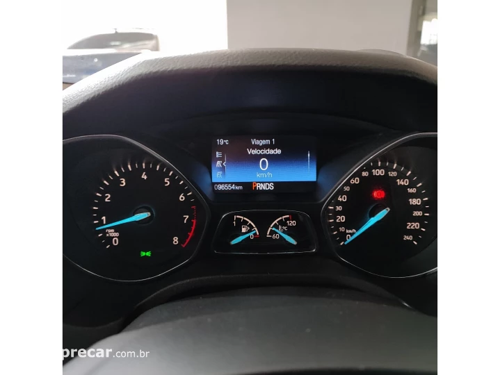 FOCUS 2.0 TITANIUM PLUS SEDAN 16V FLEX 4P POWERSHIFT