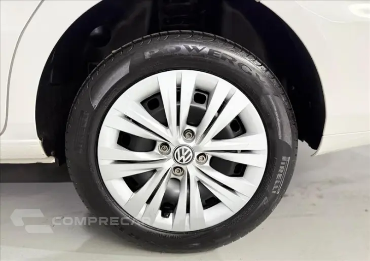 VOYAGE 1.0 12V MPI Totalflex