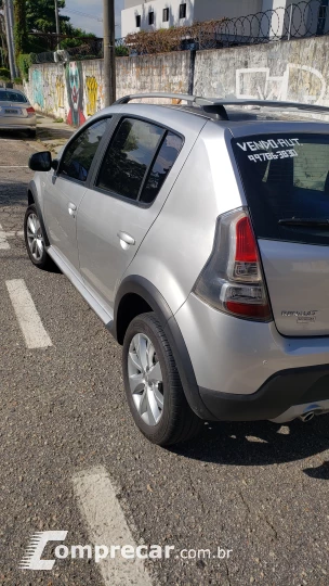 SANDERO 1.6 16V SCE Stepway Iconic