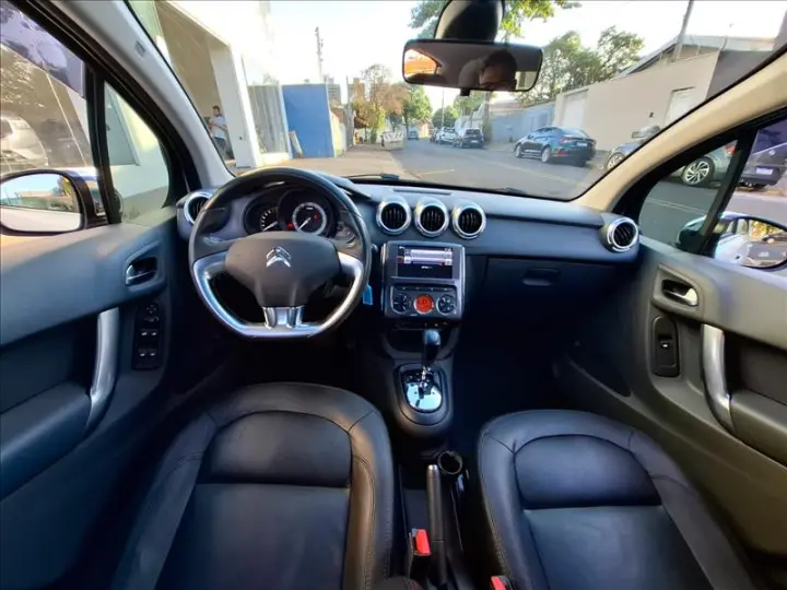 C3 1.6 VTI 120 Exclusive Eat6