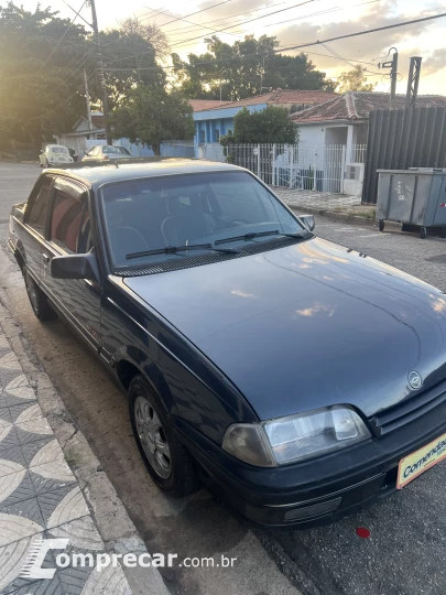 MONZA 2.0 EFI GLS 8V