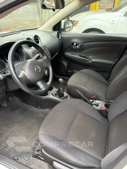 Versa SL 1.6