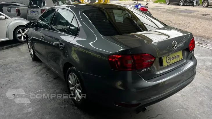 Jetta 2.0 4P FLEX AUTOMÁTICO