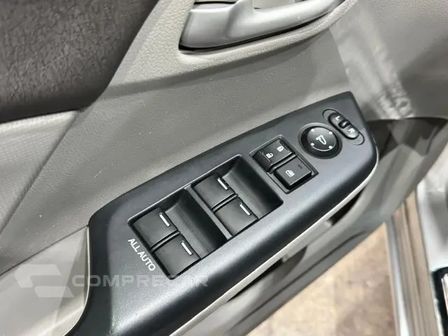 CIVIC - 1.8 LXS 16V 4P MANUAL