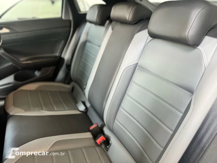 Nivus 1.0 4P FLEX 200 TSI HIGHLINE TURBO AUTOMÁTICO