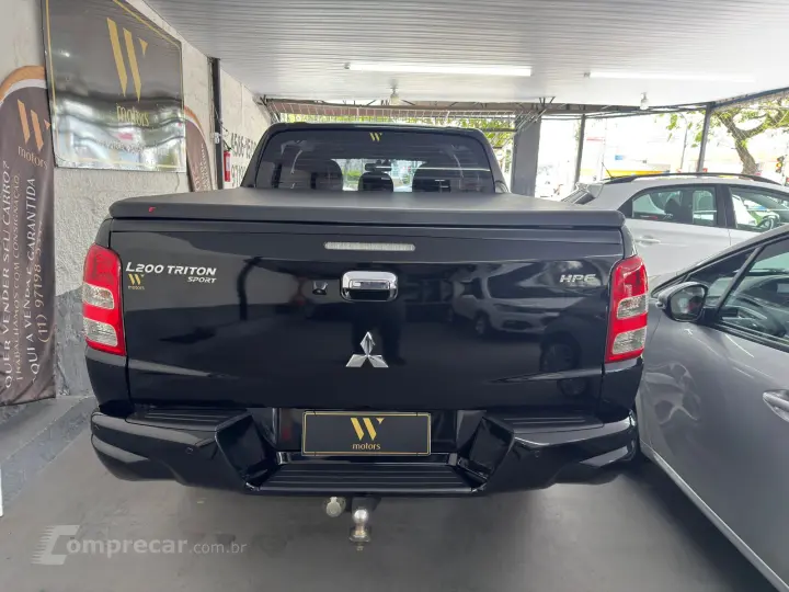 L200 TRITON 2.4 16V Turbo Sport HPE CD 4X4