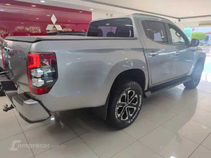 L200 TRITON 2.4 16V Turbo Sport Hpe-s CD 4X4