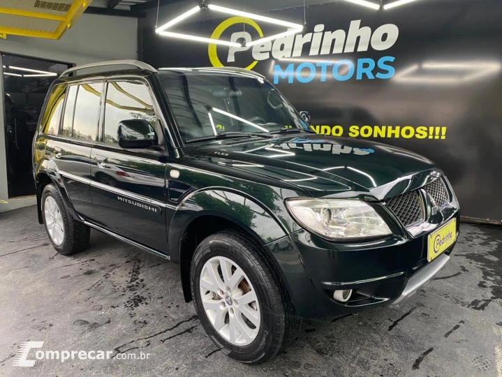 Pajero TR4 2.0 16V 4P 4X4 AUTOMÁTICO