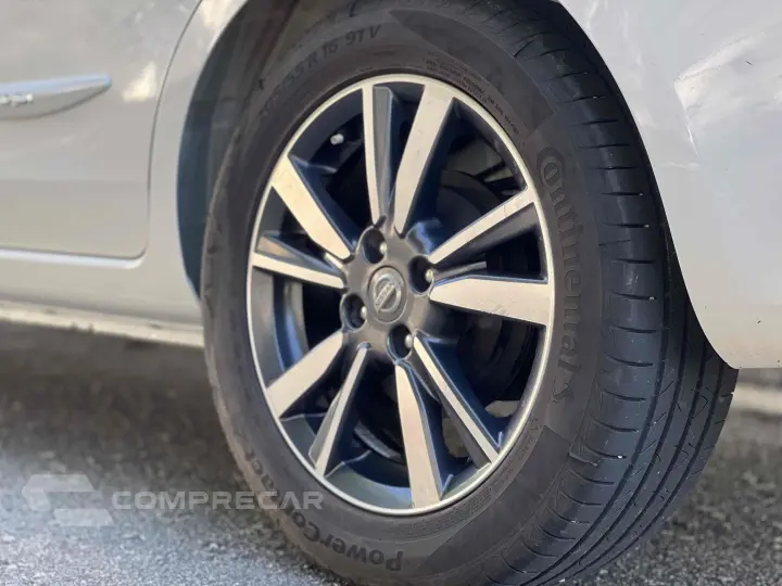 VERSA 1.6 16V FLEX UNIQUE 4P XTRONIC