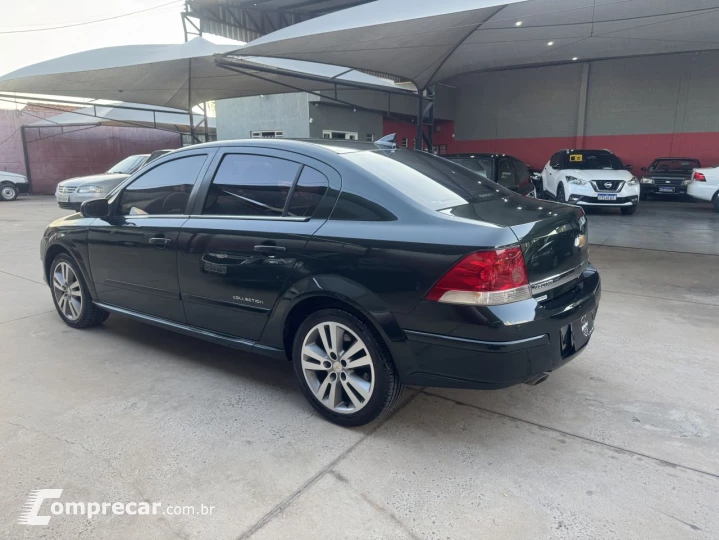 Vectra Sedan 2.0 4P COLLECTION
