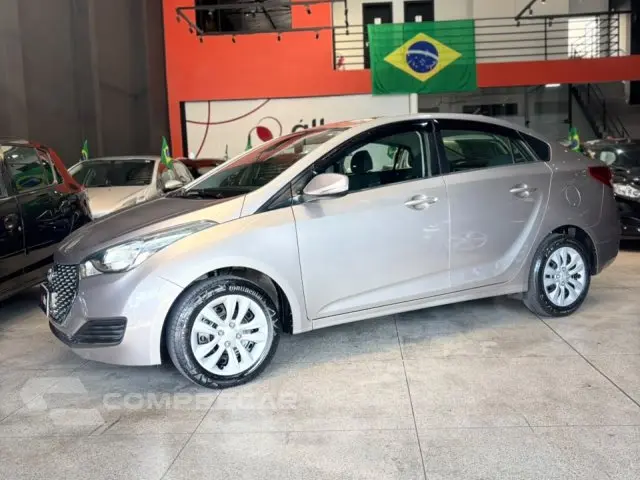 HB20S - 1.0 COMFORT PLUS 12V 4P MANUAL