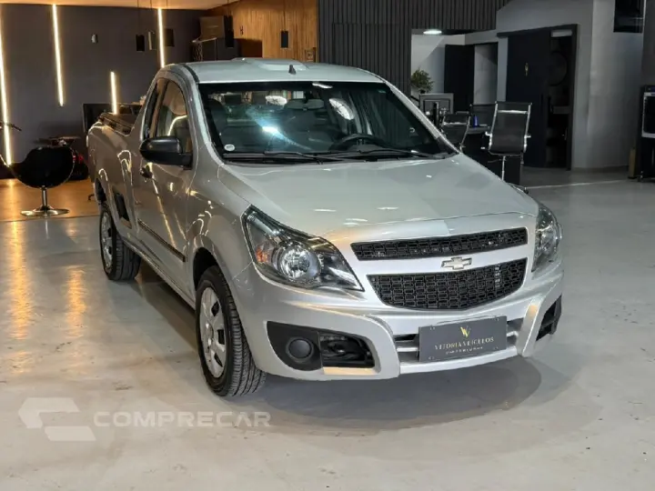MONTANA 1.4 MPFI LS CS 8V FLEX 2P MANUAL
