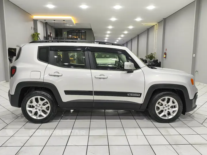 RENEGADE 1.8 16V Longitude