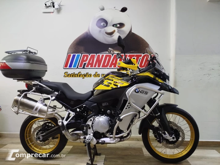 F 850 GS ADVENTURE 40 ANOS