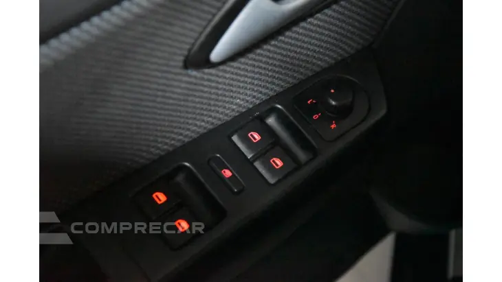 FOX - 1.0 MI 8V 4P MANUAL