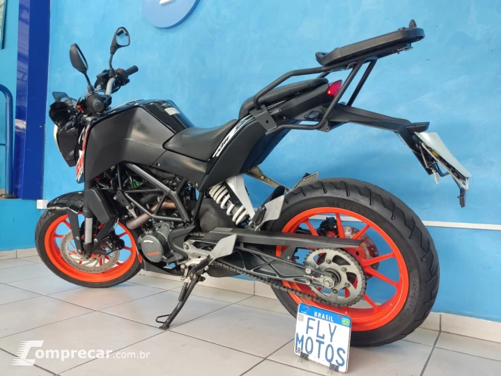 Duke 200