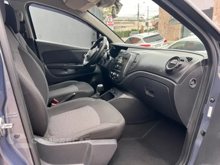CAPTUR Life 1.6 16V Flex 5p Aut.