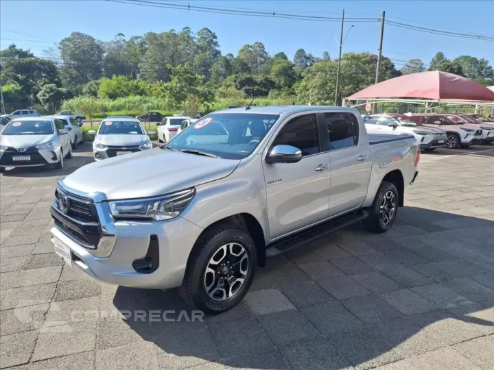 HILUX 2.8 D-4D TURBO DIESEL CD SRX 4X4 AUTOMÁTICO