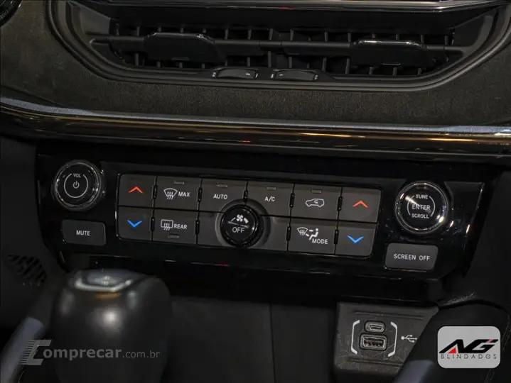 COMMANDER 1.3 T270 Turbo Overland