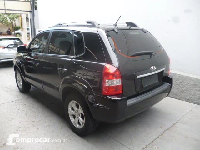 TUCSON 2.0 MPFI GLS 4X2 16V 143cv 2WD