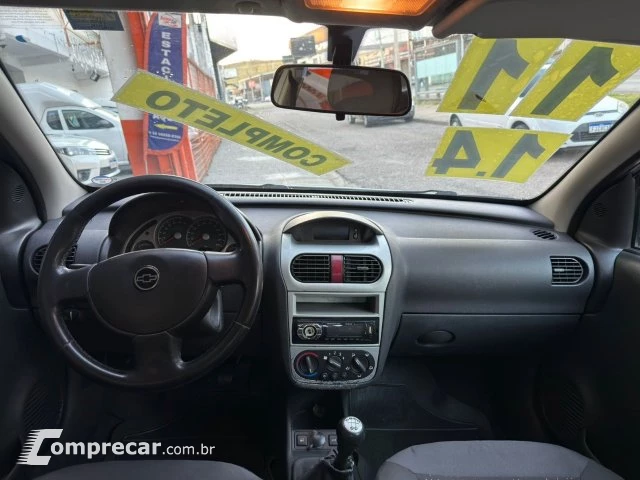 CORSA SEDAN - 1.4 MPFI PREMIUM SEDAN 8V 4P MANUAL