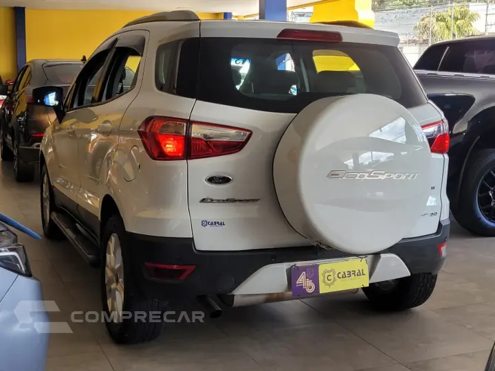 EcoSport TITANIUM 2.0 16V Flex 5p Aut.