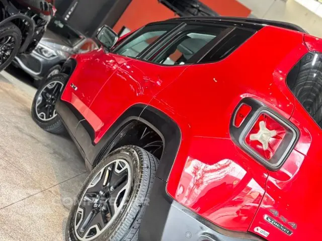 RENEGADE - 2.0 16V TURBO TRAILHAWK 4P 4X4 AUTOMÁTICO