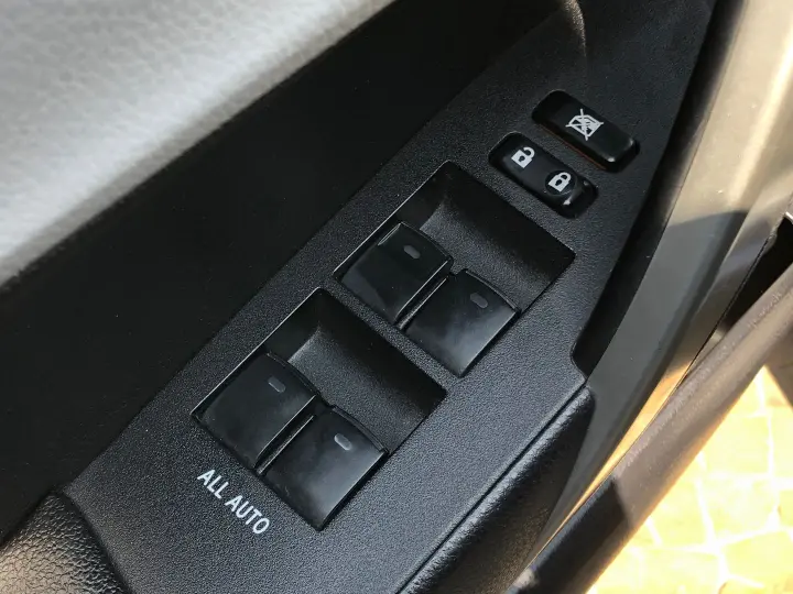 Corolla 2.0 Xei 16V Flex 4P Automático