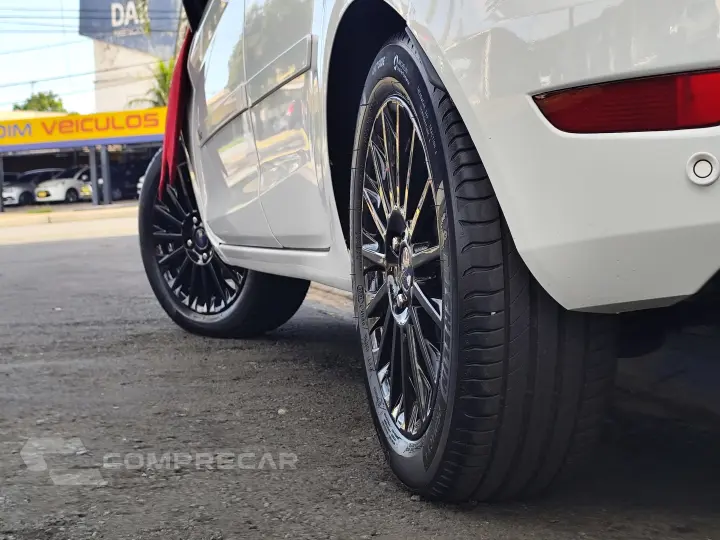 FIESTA 1.6 SEL HATCH 16V FLEX 4P MANUAL