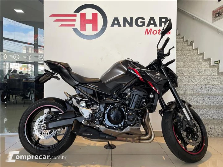Z900