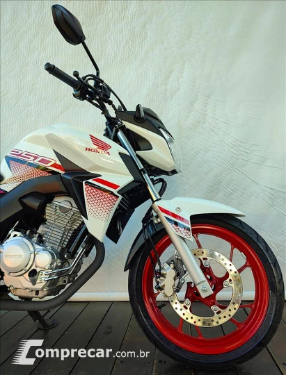 CB TWISTER