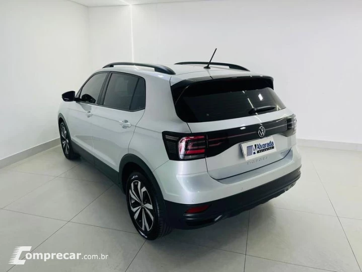 T CROSS TSI