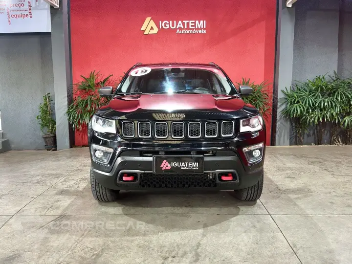 COMPASS 2.0 16V DIESEL TRAILHAWK 4X4 AUTOMÁTICO