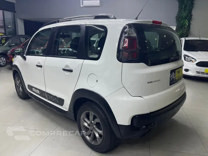 AIRCROSS 1.5 Live 8V