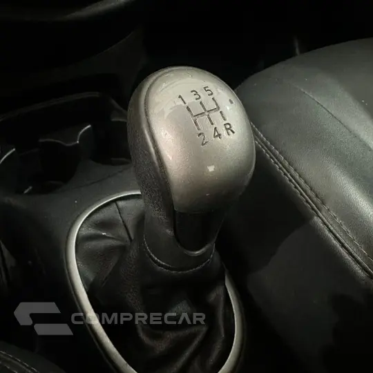 MARCH SL 1.6 16V Flex Fuel 5p