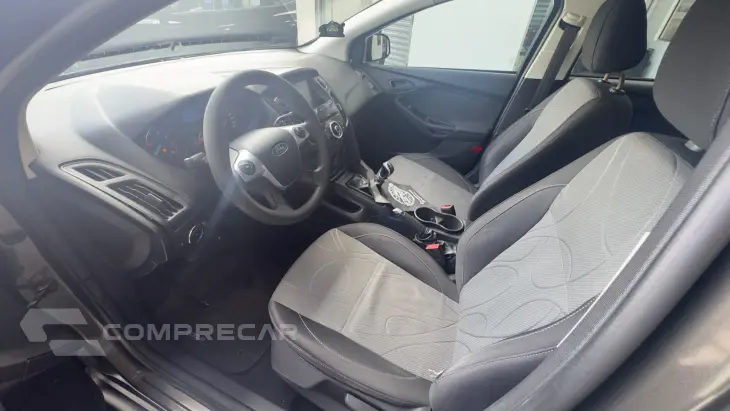 FOCUS 1.6 S Sedan 16V