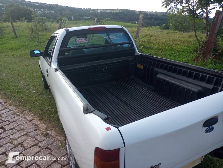 COURIER 1.6 L 8V
