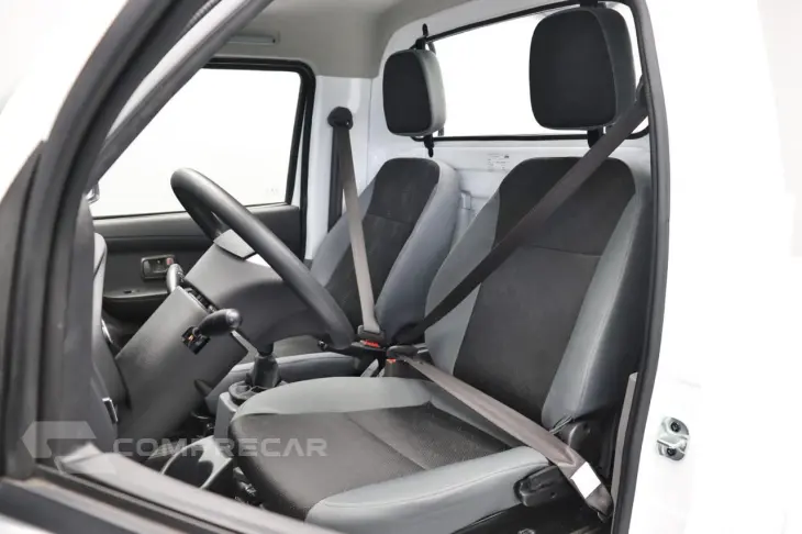 V21 Cabine Simples 1.5 BAÚ