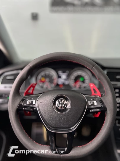 Golf Comfort. 200 TSI 1.0 Flex 12V Aut.