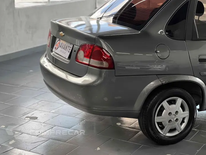 CLASSIC 1.0 MPFI LS 8V FLEX 4P MANUAL