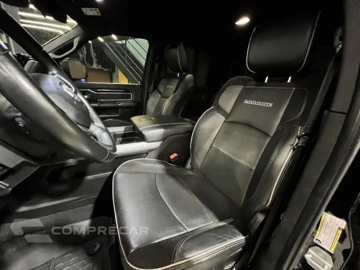 3500 6.7 I6 LARAMIE NIGHT EDITION CABINE DUPLA 4X4 TURBO DIE