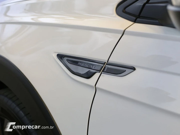 Nivus 1.0 4P FLEX 200 TSI HIGHLINE AUTOMÁTICO